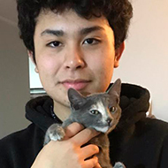Tomás